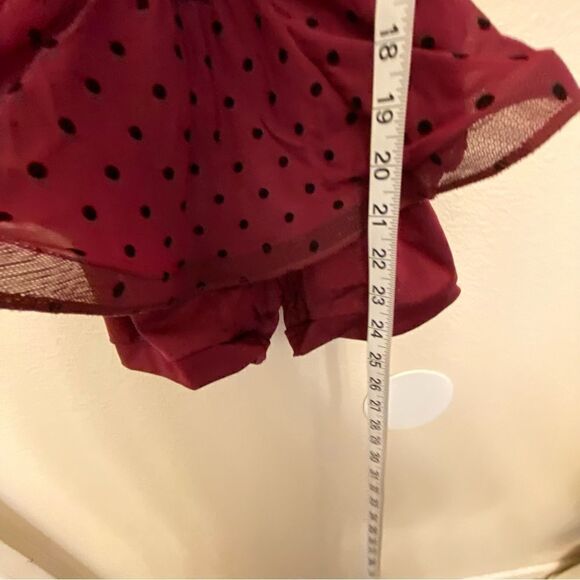 Weissman dance costume burgundy red biketard Hung Up
10877 child LC - Picture 10 of 11